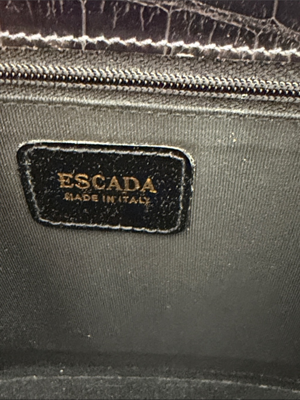 Escada Bag - Picture 10 of 12